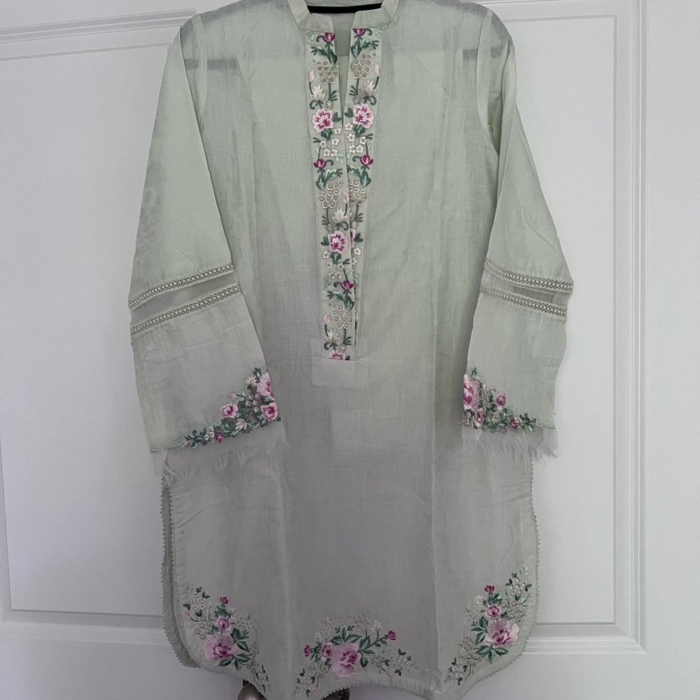 Pakistani indian shalwar kameez